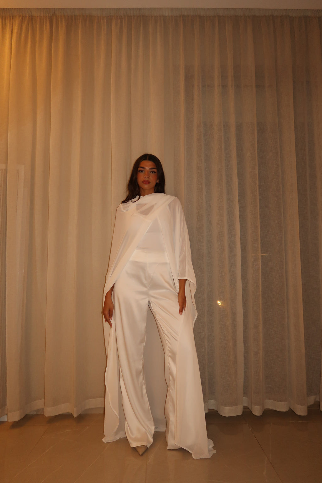 White Layal Cape Set (NEW)