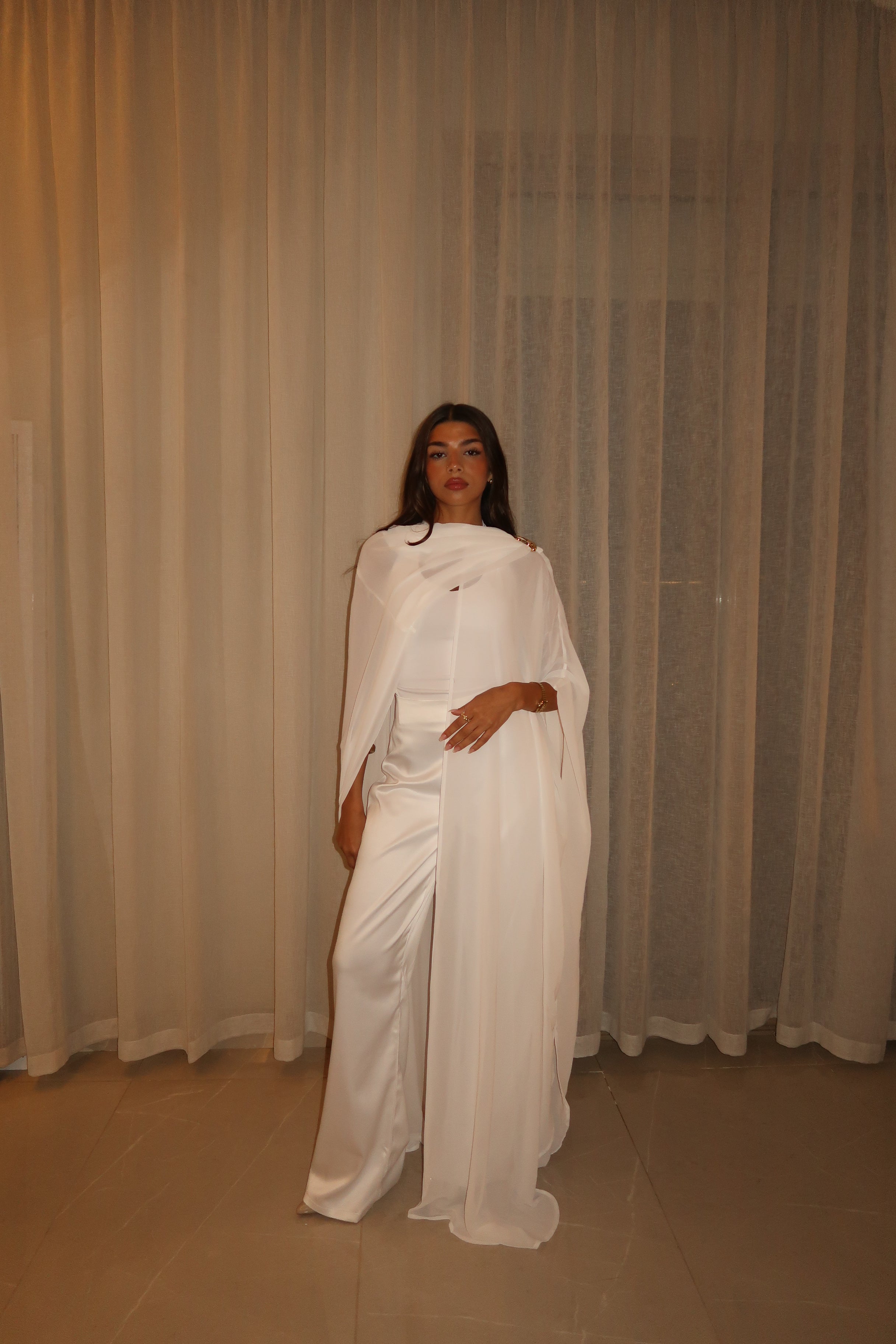 White Layal Cape Set (NEW)