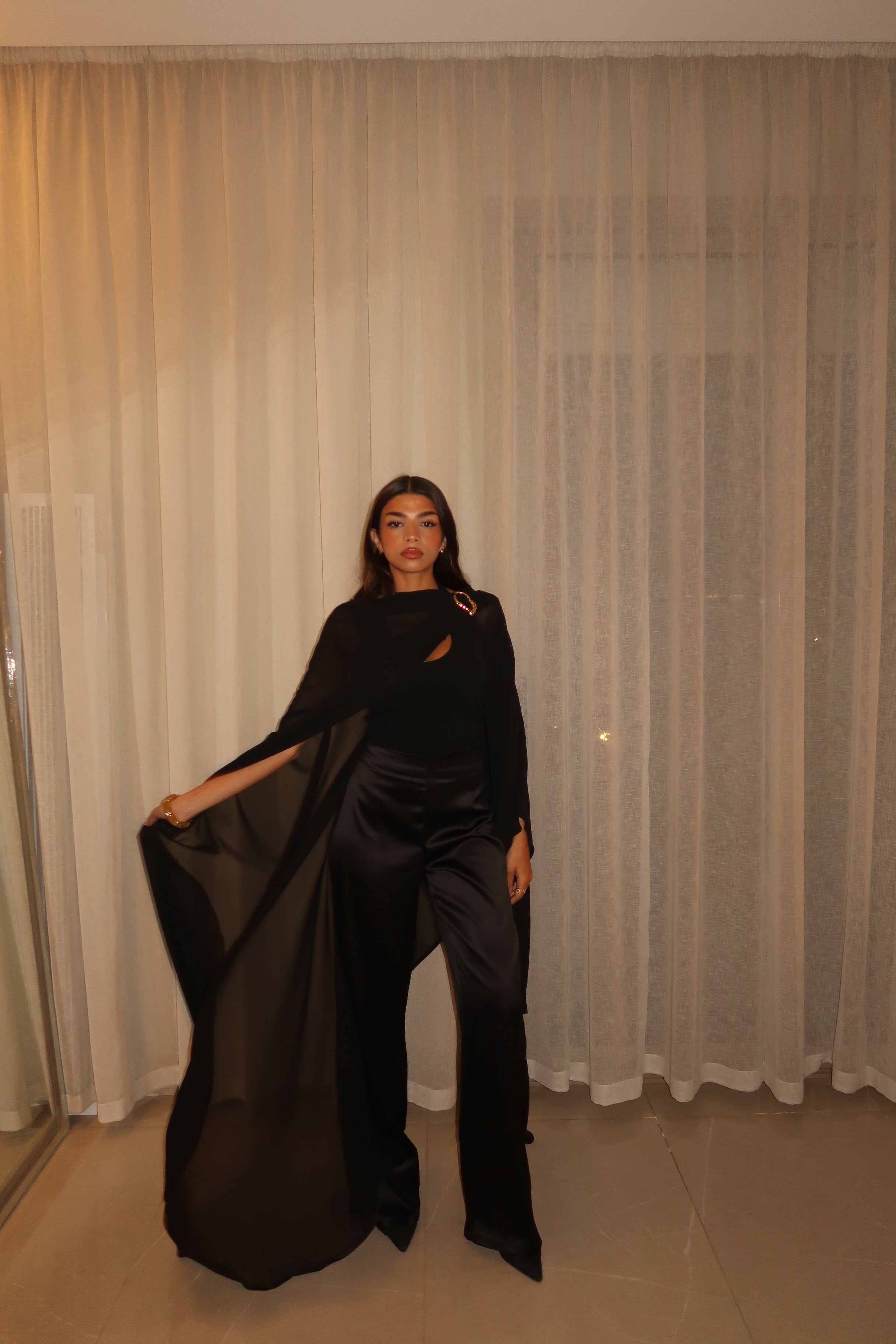 Layal Cape (NEW)